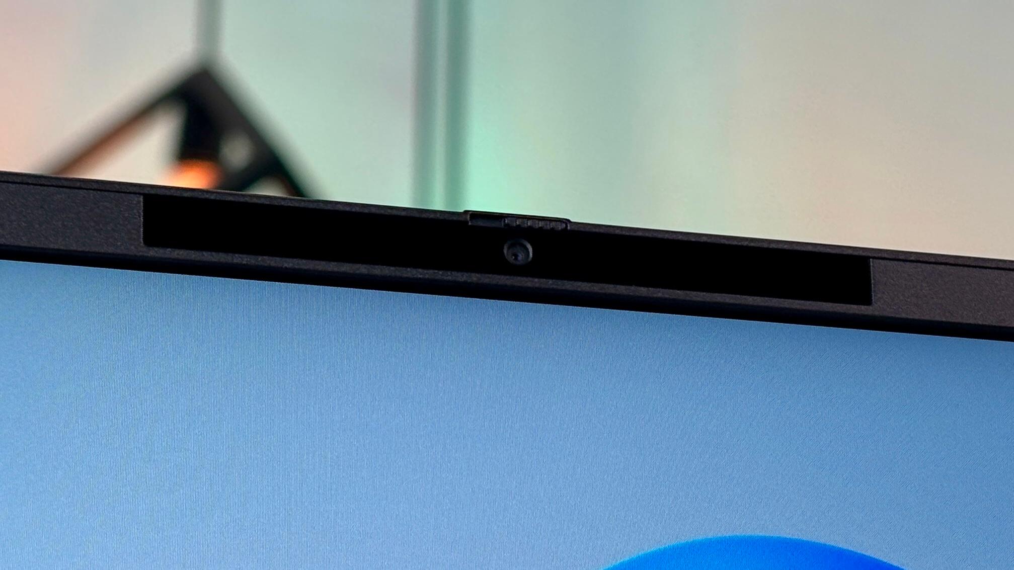 ASUS ExpertBook P5 Review: A Lightweight Powerhouse for Business Professionals