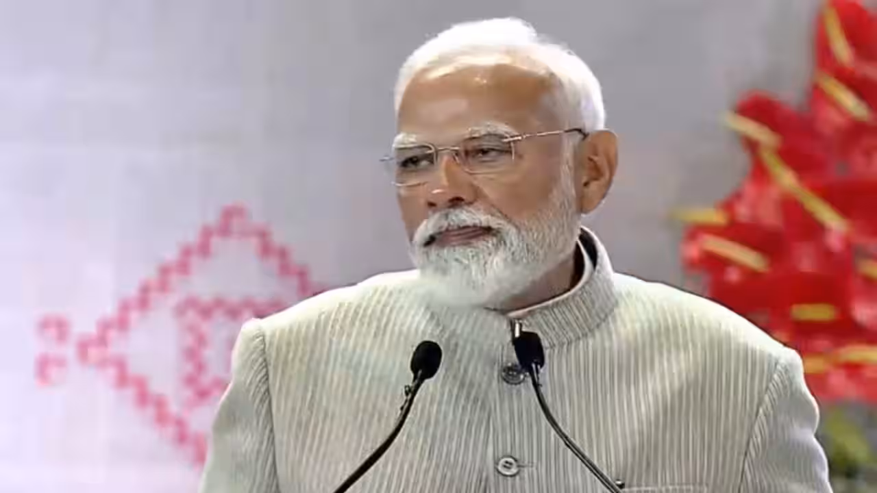Modi Government Greenlights ₹1500 Crore UPI Incentive Scheme to Empower Small Merchants