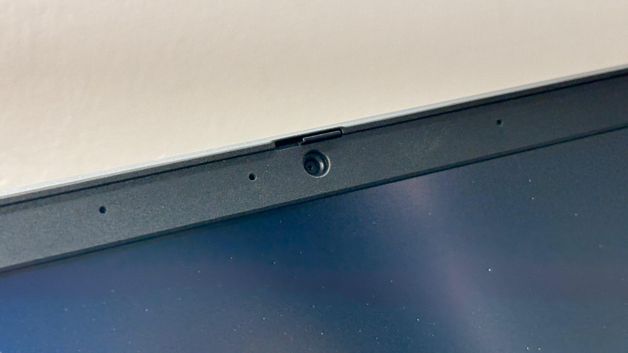 ASUS ExpertBook