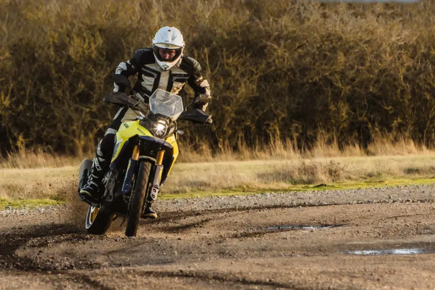 Is Suzuki's 2025 V-Strom 800 Color Update Enough to Reignite Rider Passion