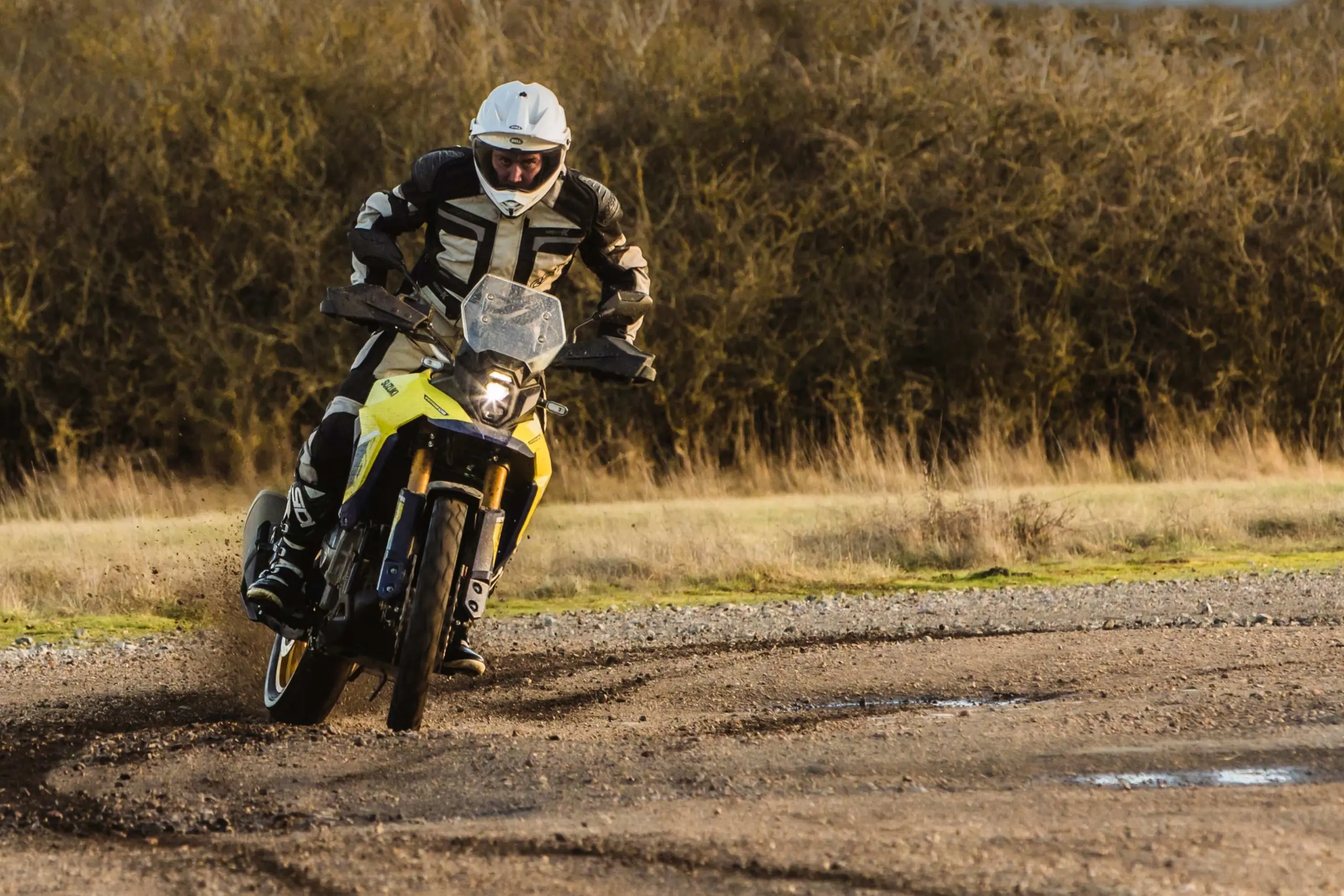 Is Suzuki's 2025 V-Strom 800 Color Update Enough to Reignite Rider Passion