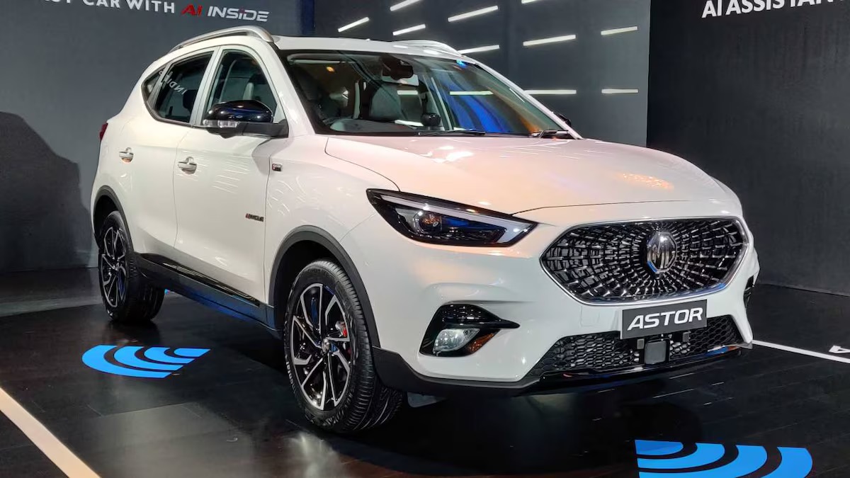 Is the MG Astor Redefining Value with a 10-Inch Screen and Panoramic Sunroof Under Rs 12.5 Lakh