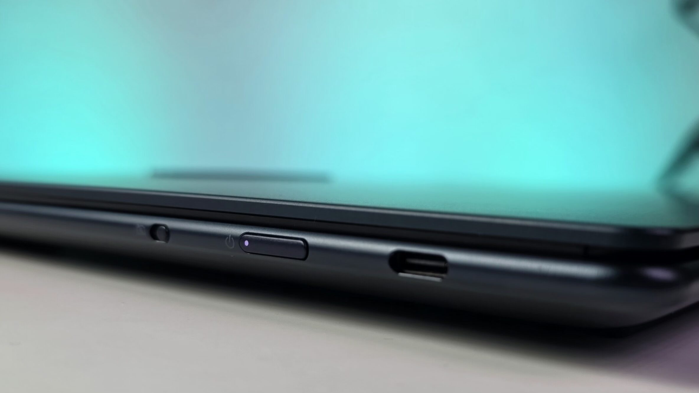 Lenovo Yoga Slim 7x Gen 9