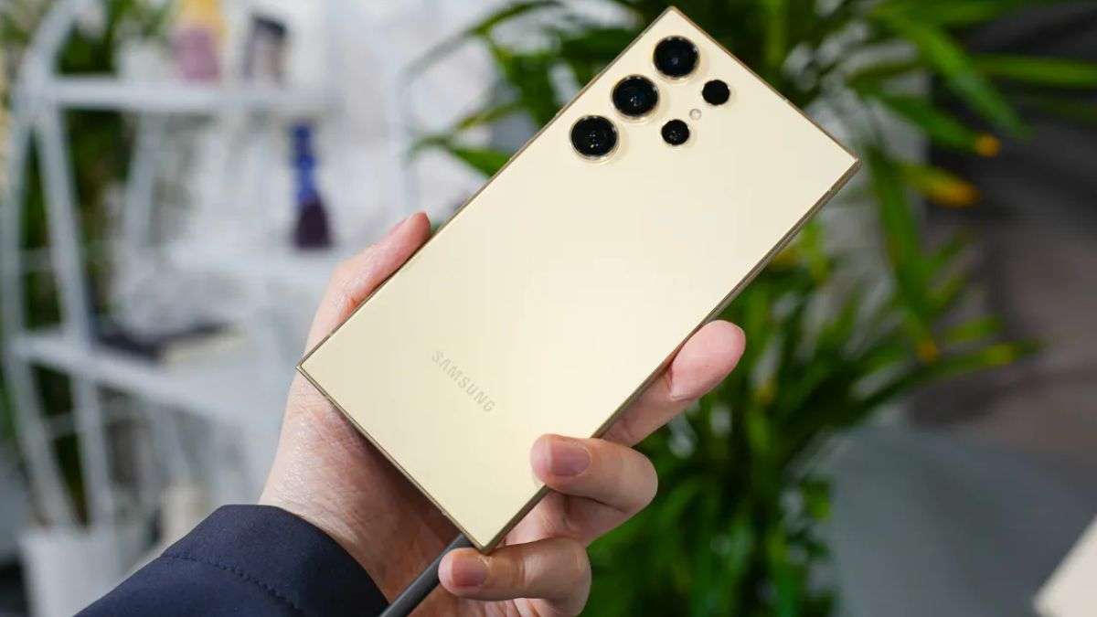 Samsung Galaxy S24 & S24 Ultra Prices Tumble on Amazon India!