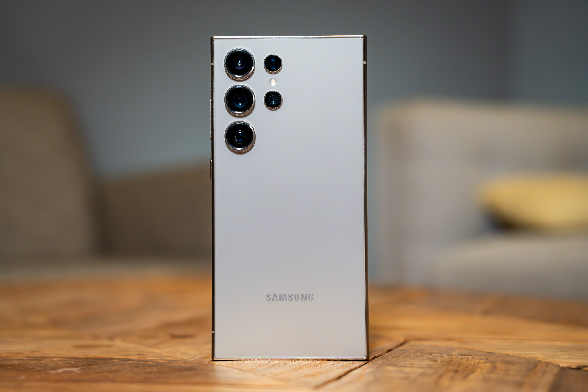 Samsung Galaxy S24 Ultra Hits Rs 83,425 on Amazon