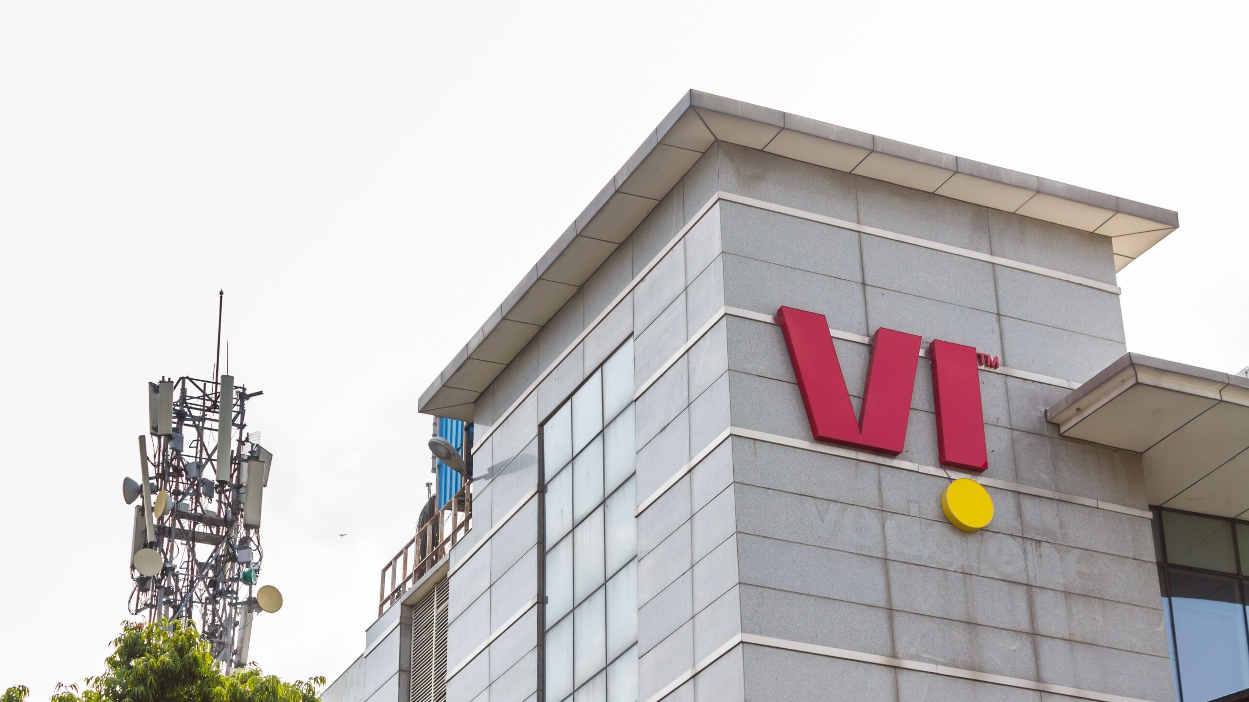 Vodafone Idea Stock Explodes 6% as Centre Weighs HUGE Relief on ₹84,000 Crore Debt