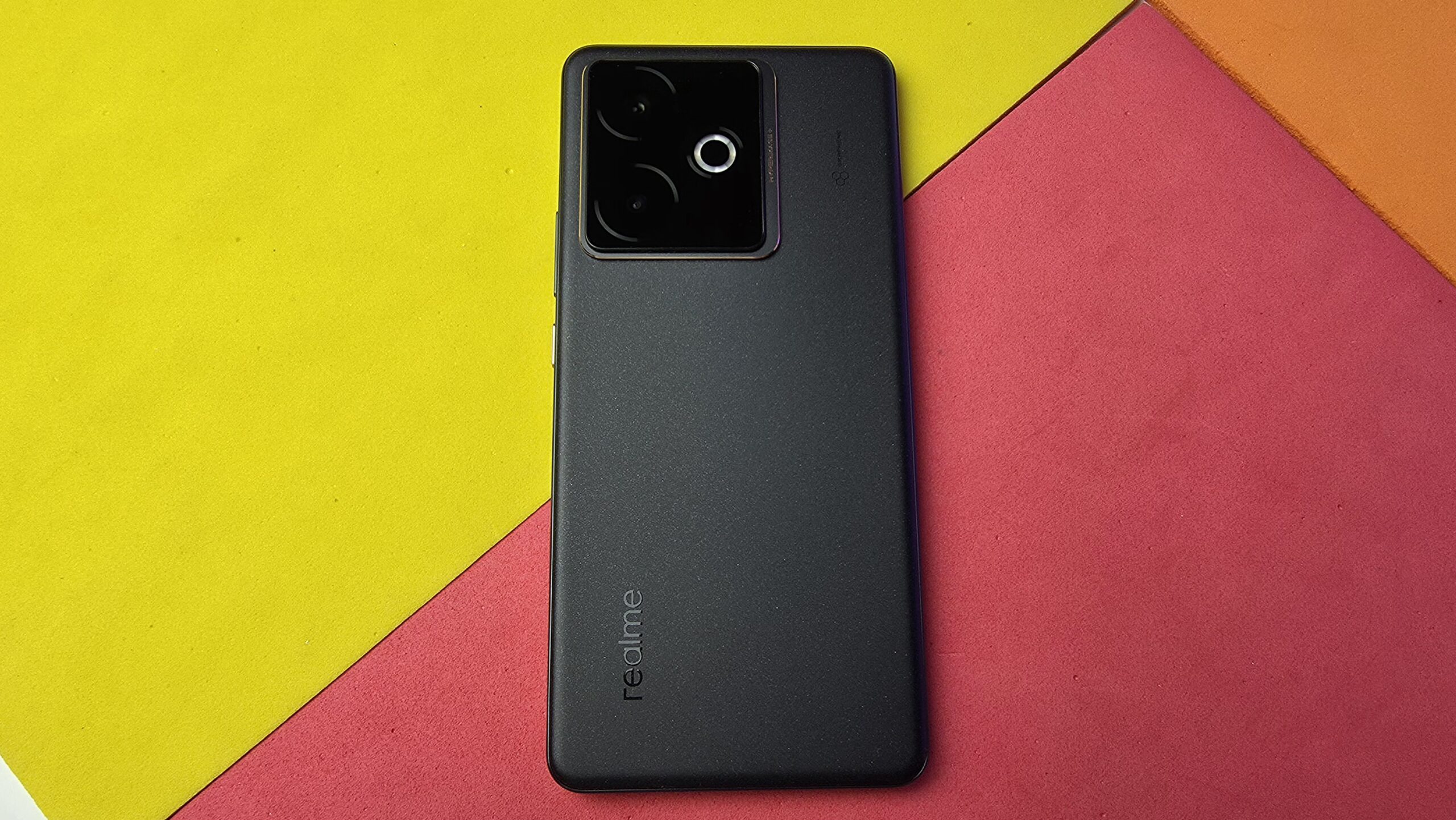 Realme GT 7T Review 