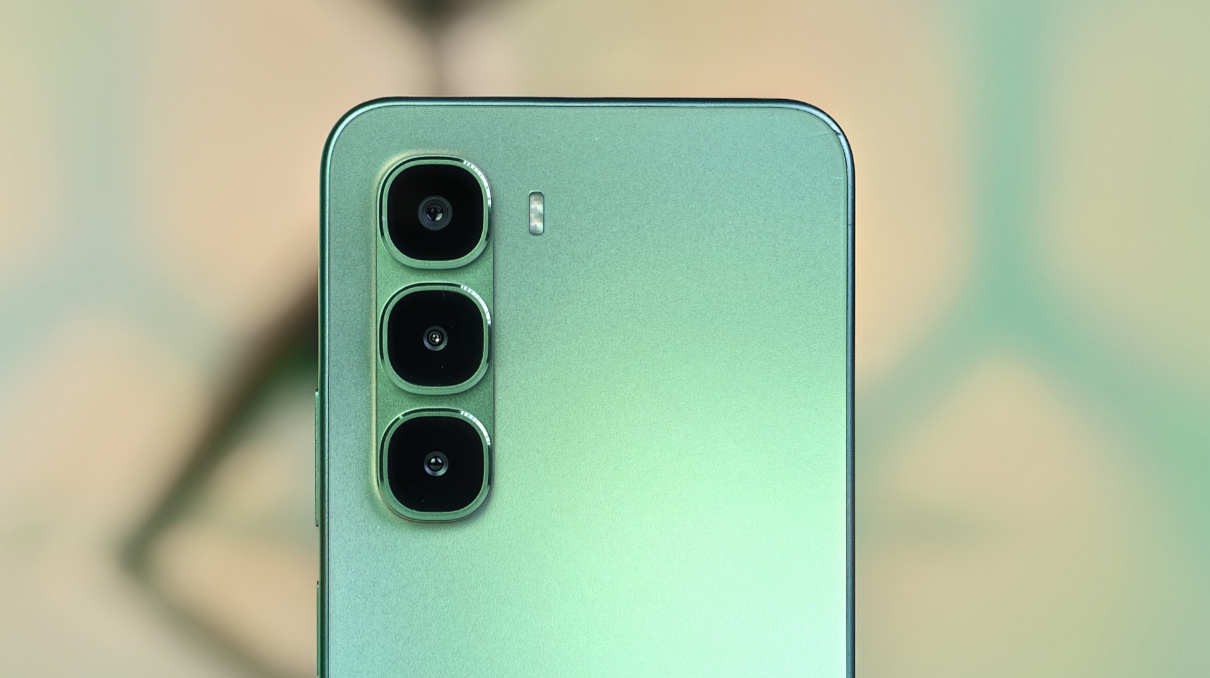 Infinix Hot 60 5G+