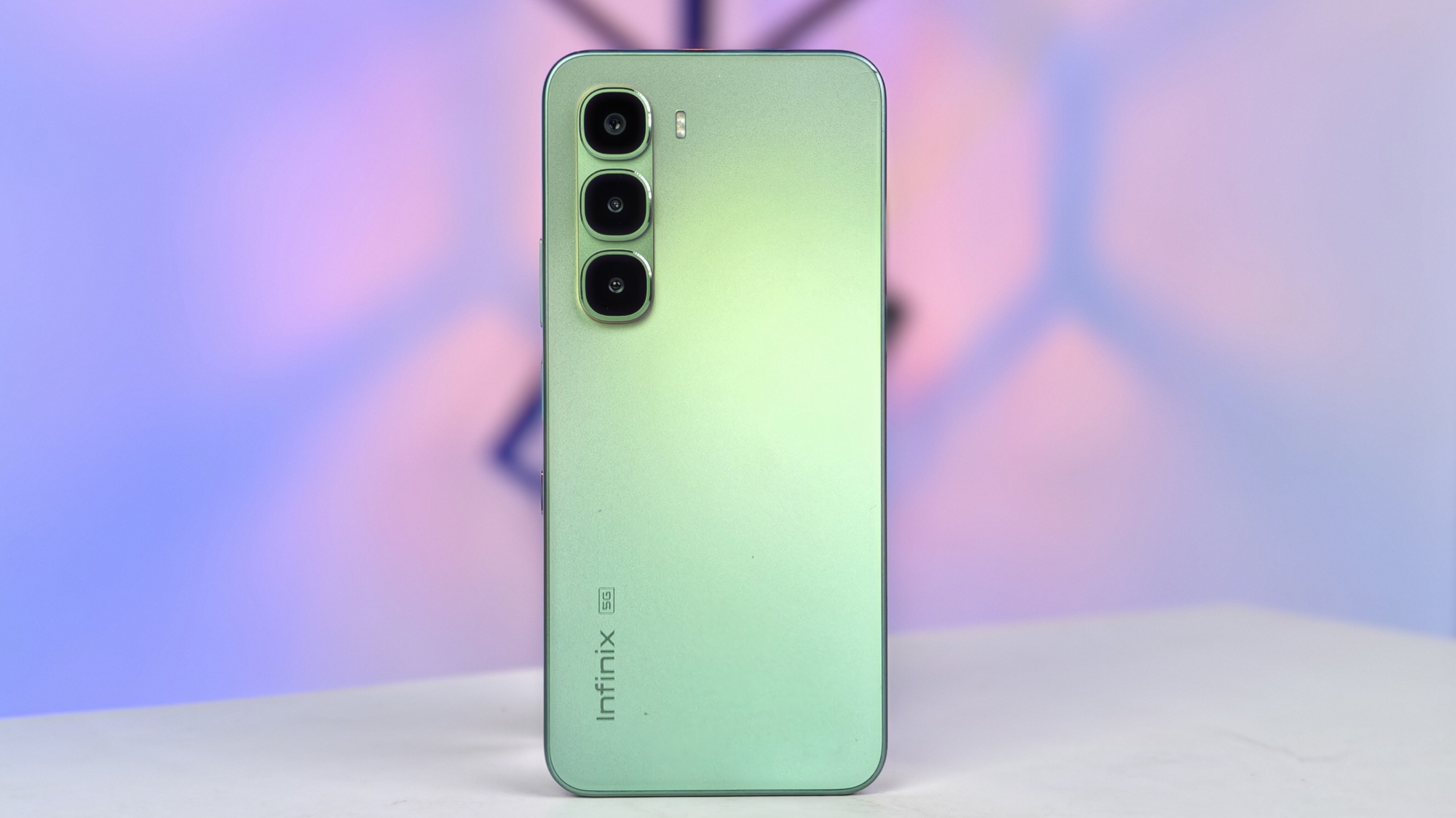 Infinix Hot 60 5G+