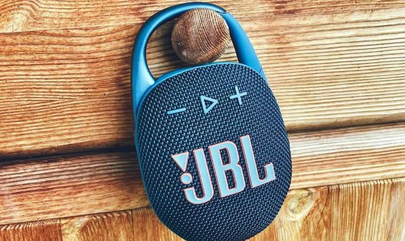 JBL Clip 5