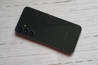 Samsung Galaxy A54 Sees Early Signs of One UI 8
