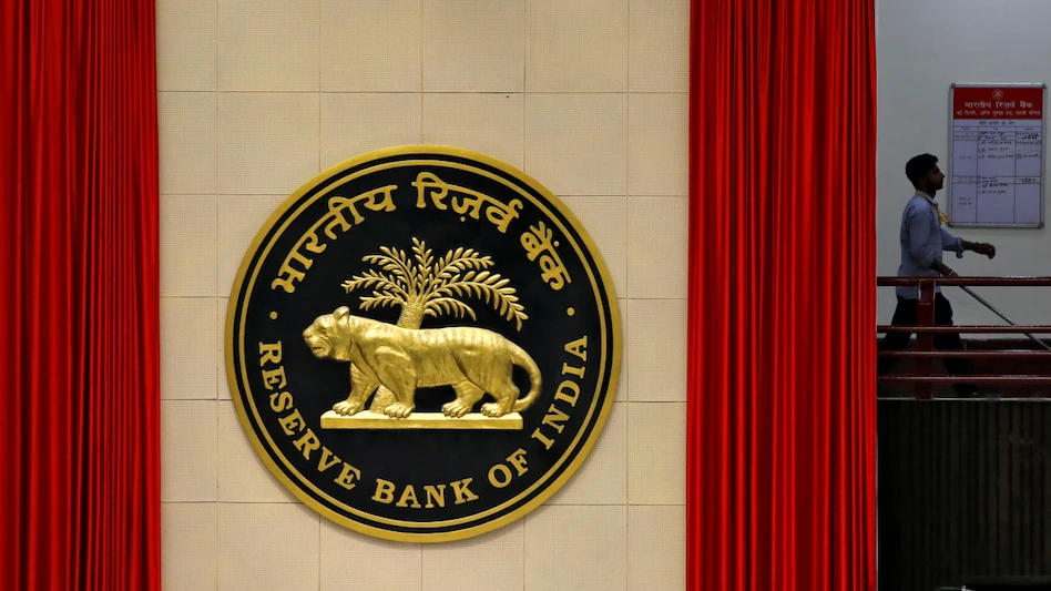 Fintech Apps PhonePe, Paytm, Cred Stop Credit Card Rent Payments After New RBI Rules