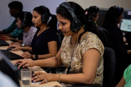 AI Chatbots Take Over Customer Service Roles in India