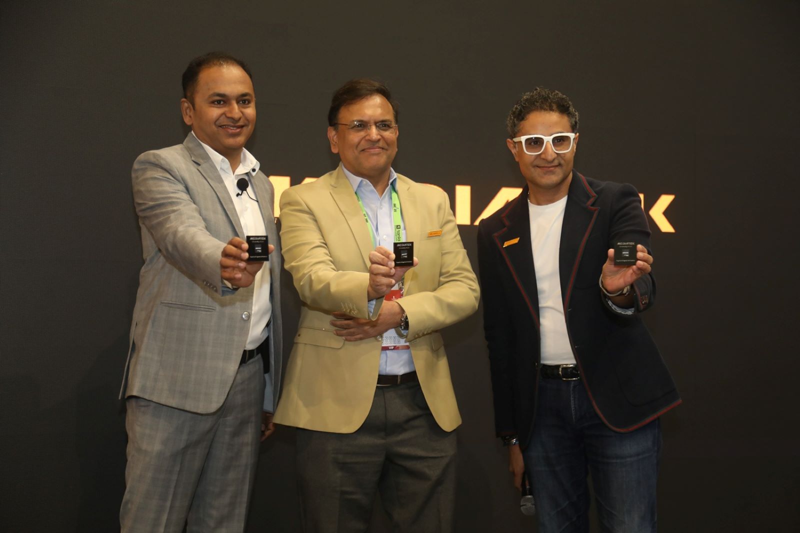 MediaTek Introduces Dimensity 9500 Chip for AI-Focused Smartphones