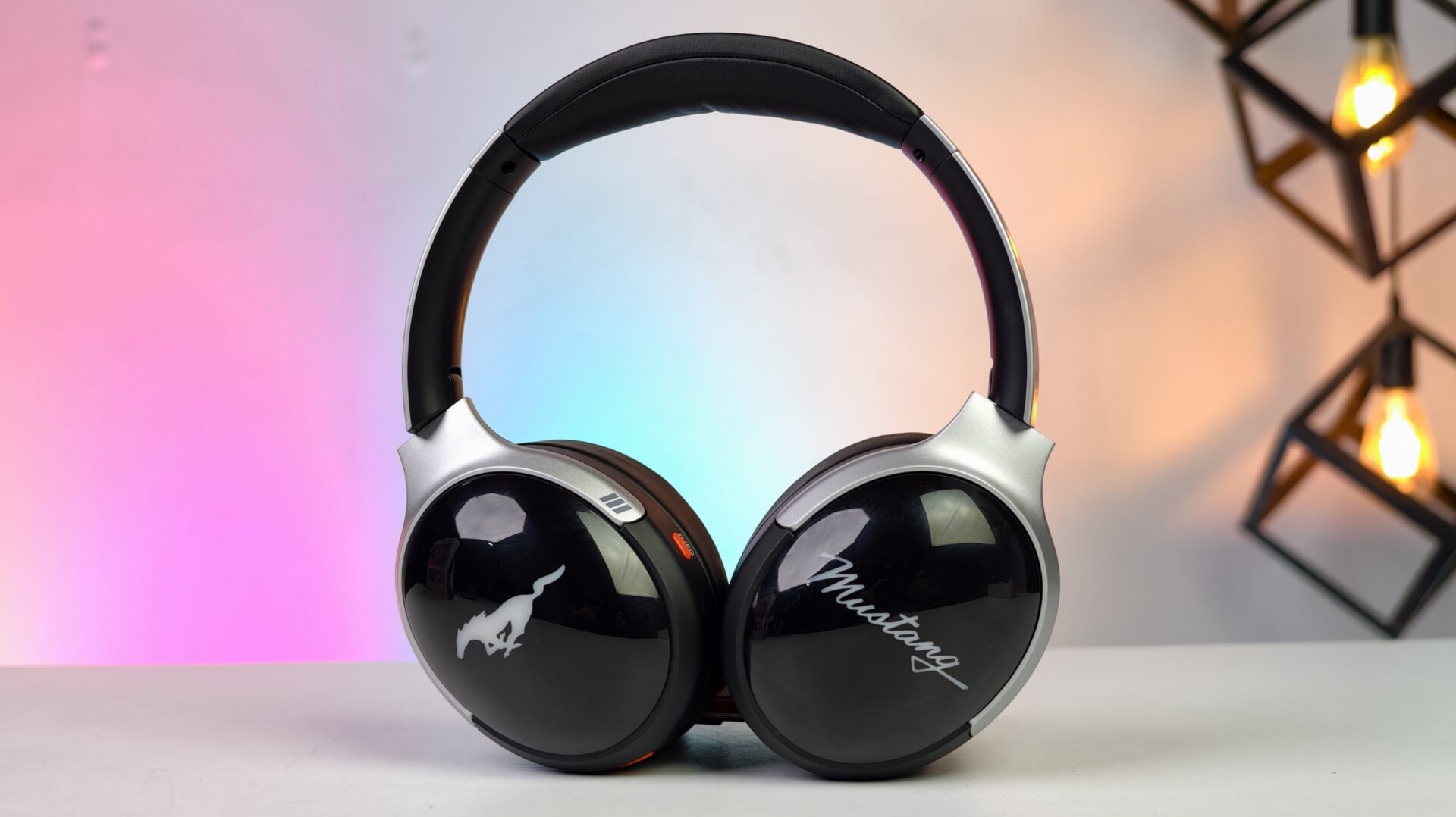 Boult Mustang Thunder Review: 70-Hour Battery and Mustang Style on a Budget