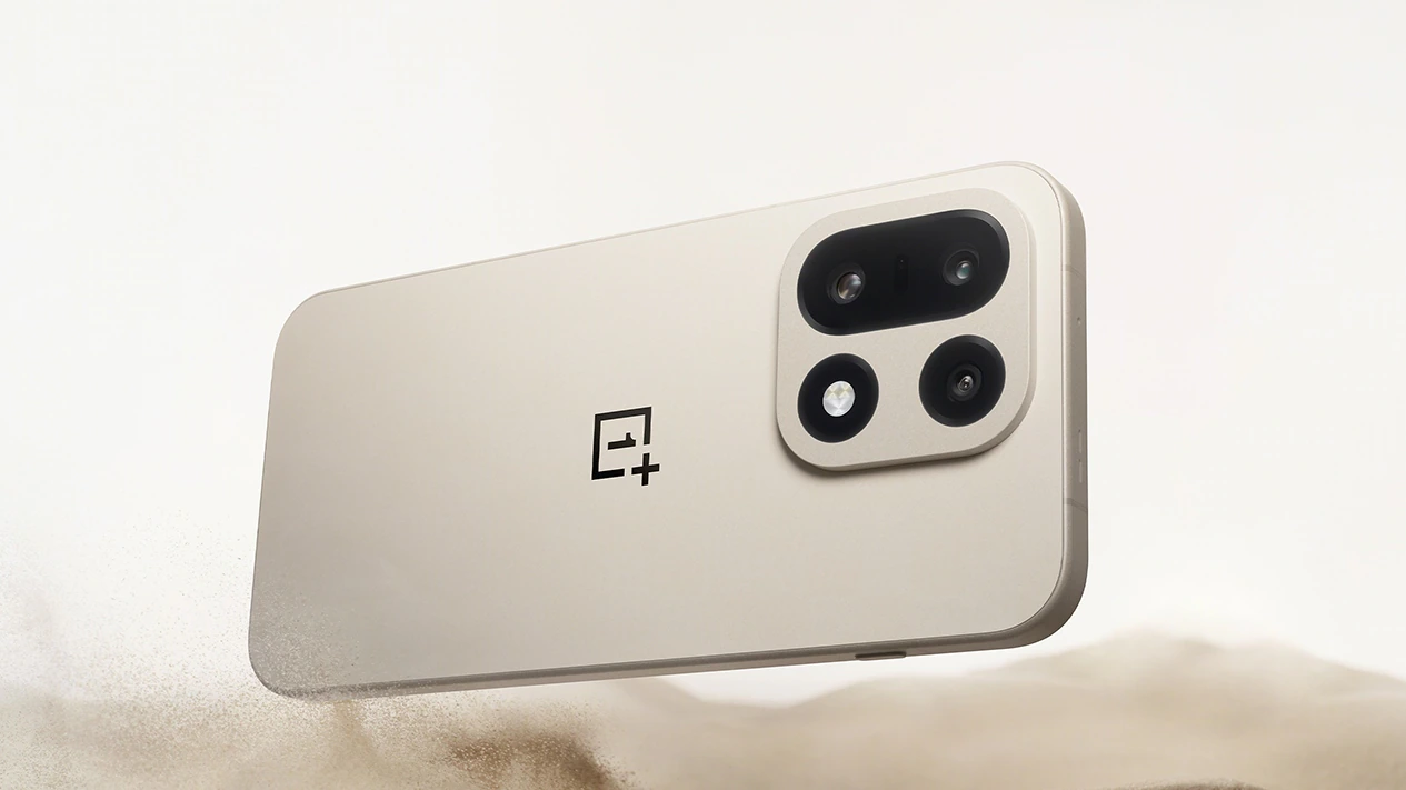 OnePlus 15 Launches in India with Snapdragon 8 Elite Gen 5 and 7300mAh Battery