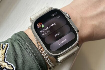 WhatsApp Launches Official Apple Watch App: A Big Win for On-the-Go Messaging