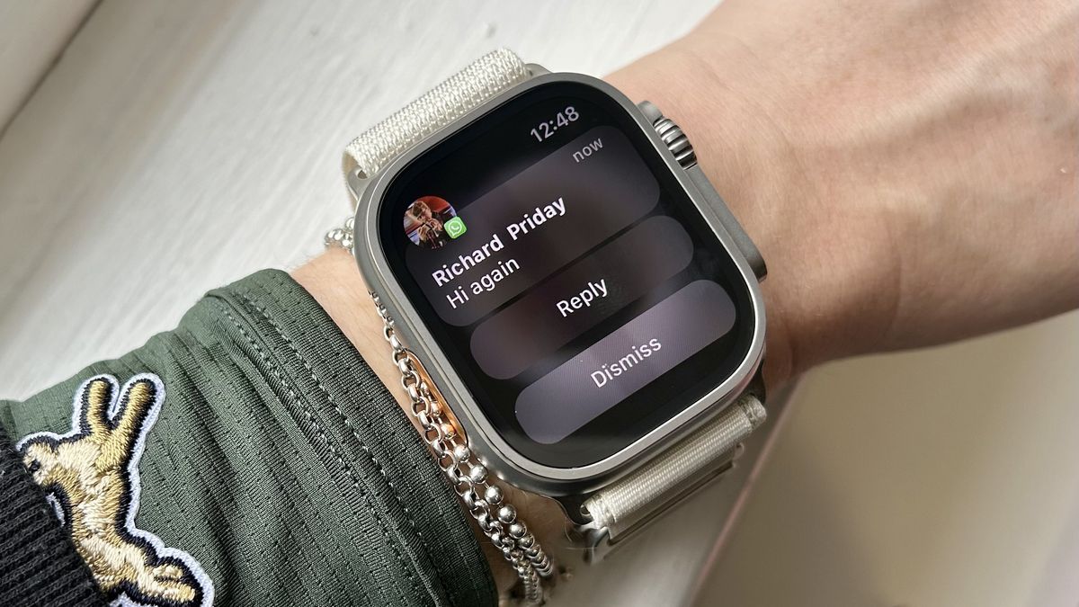 WhatsApp Launches Official Apple Watch App: A Big Win for On-the-Go Messaging