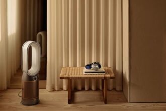 Winter Cleaning Tips and Checklist: Preparing Your Home for the Cozy Season