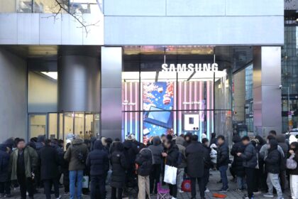 Samsung Galaxy Z TriFold Sells Out in Minutes During South Korea Launch